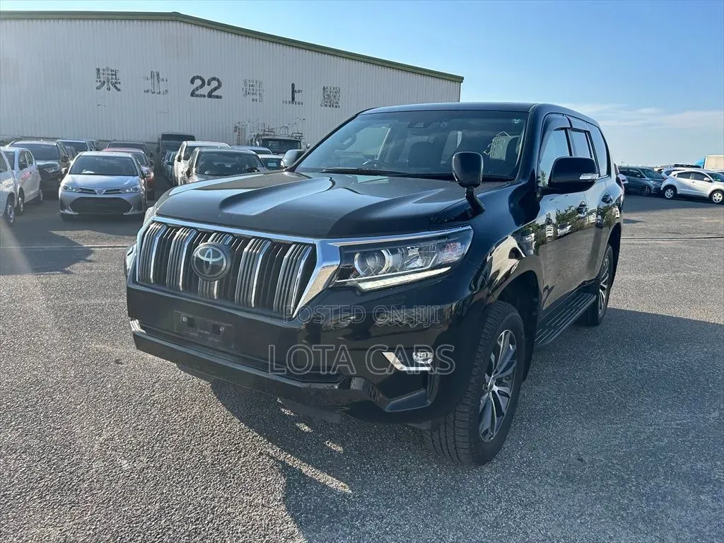 Toyota Land Cruiser Prado 2019 Black