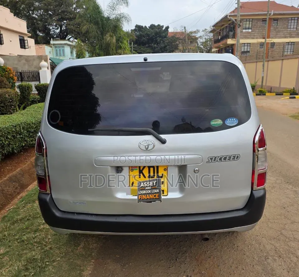 Toyota Probox 2016 Silver
