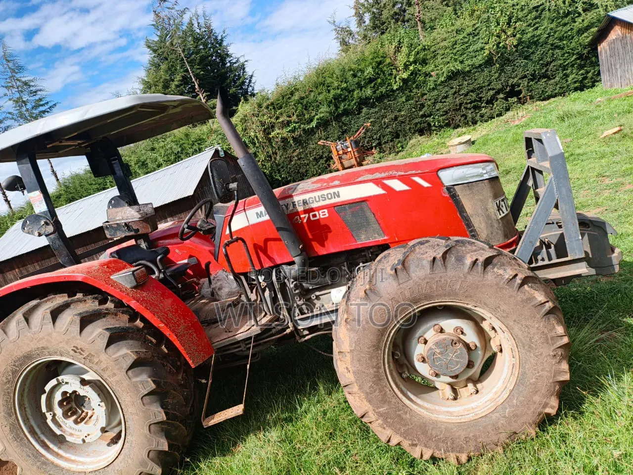 Tractor Massey Ferguson 4708 4wd With Plough