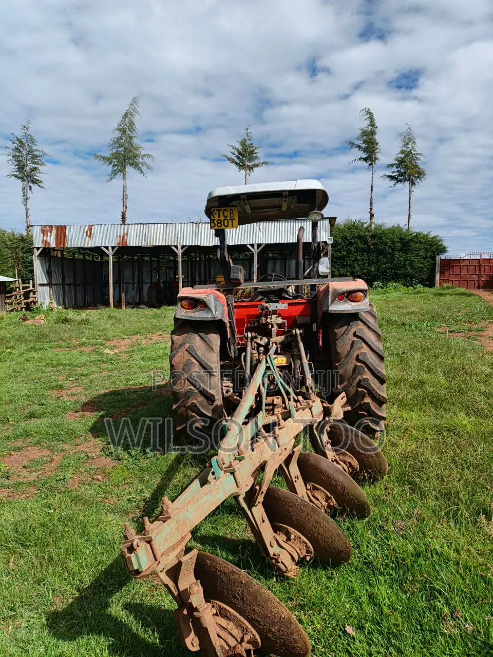 Tractor Massey Ferguson 4708 4wd With Plough