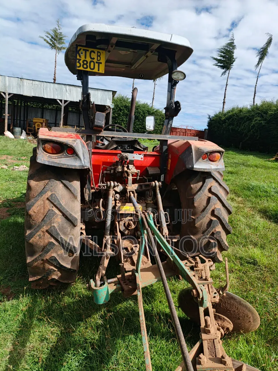 Tractor Massey Ferguson 4708 4wd With Plough