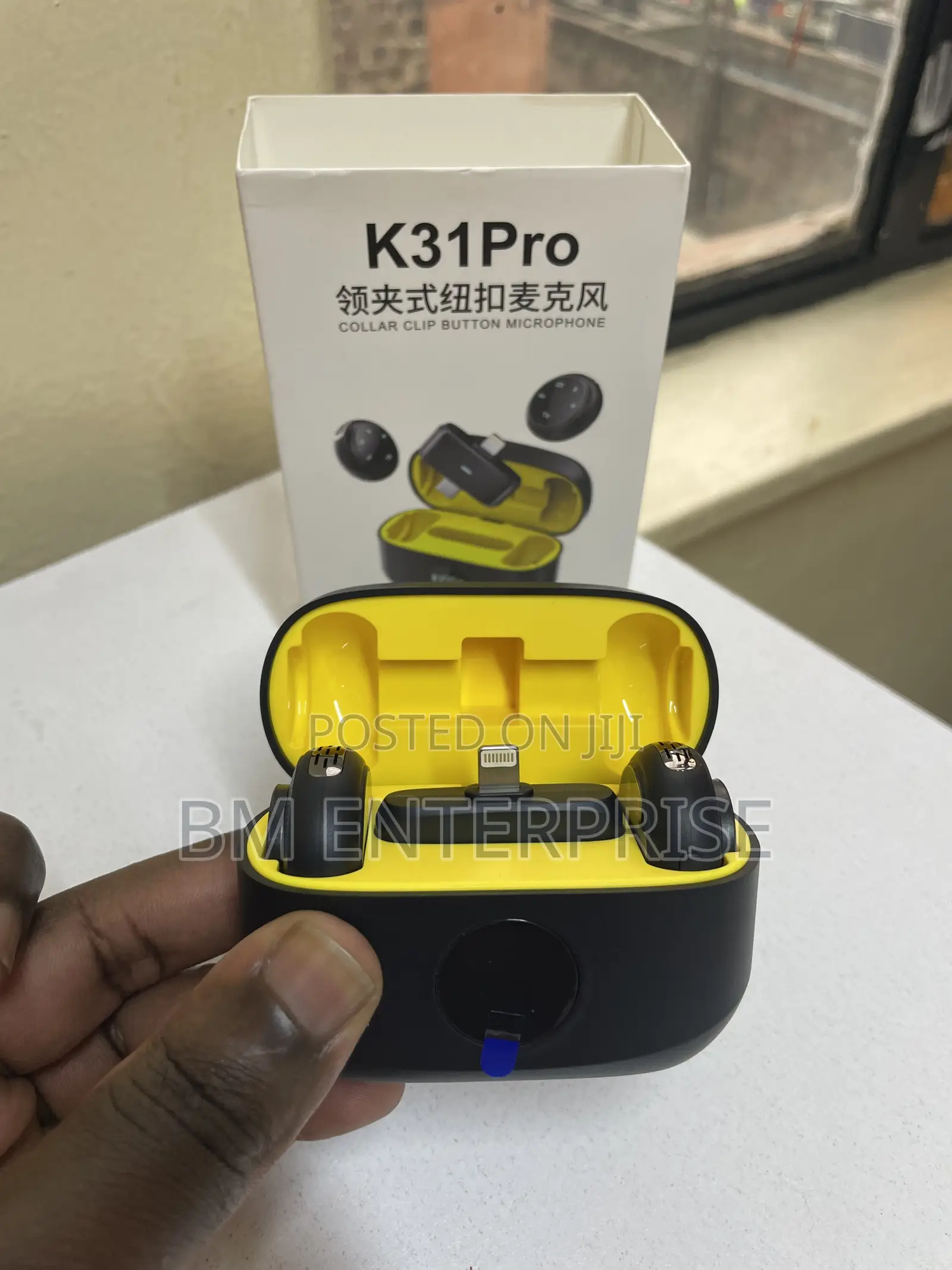  Dual Wireless Mics Compatible With Lightning/Type C