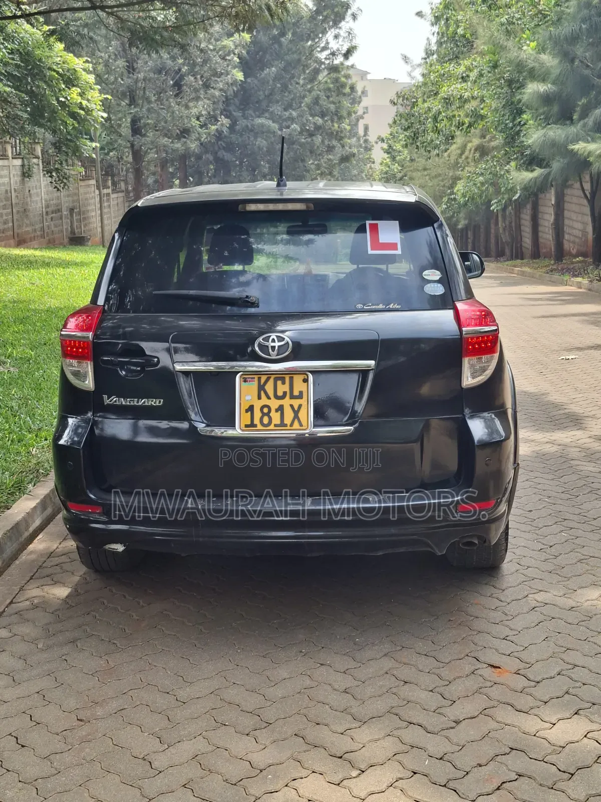 Toyota Vanguard 2010 Black