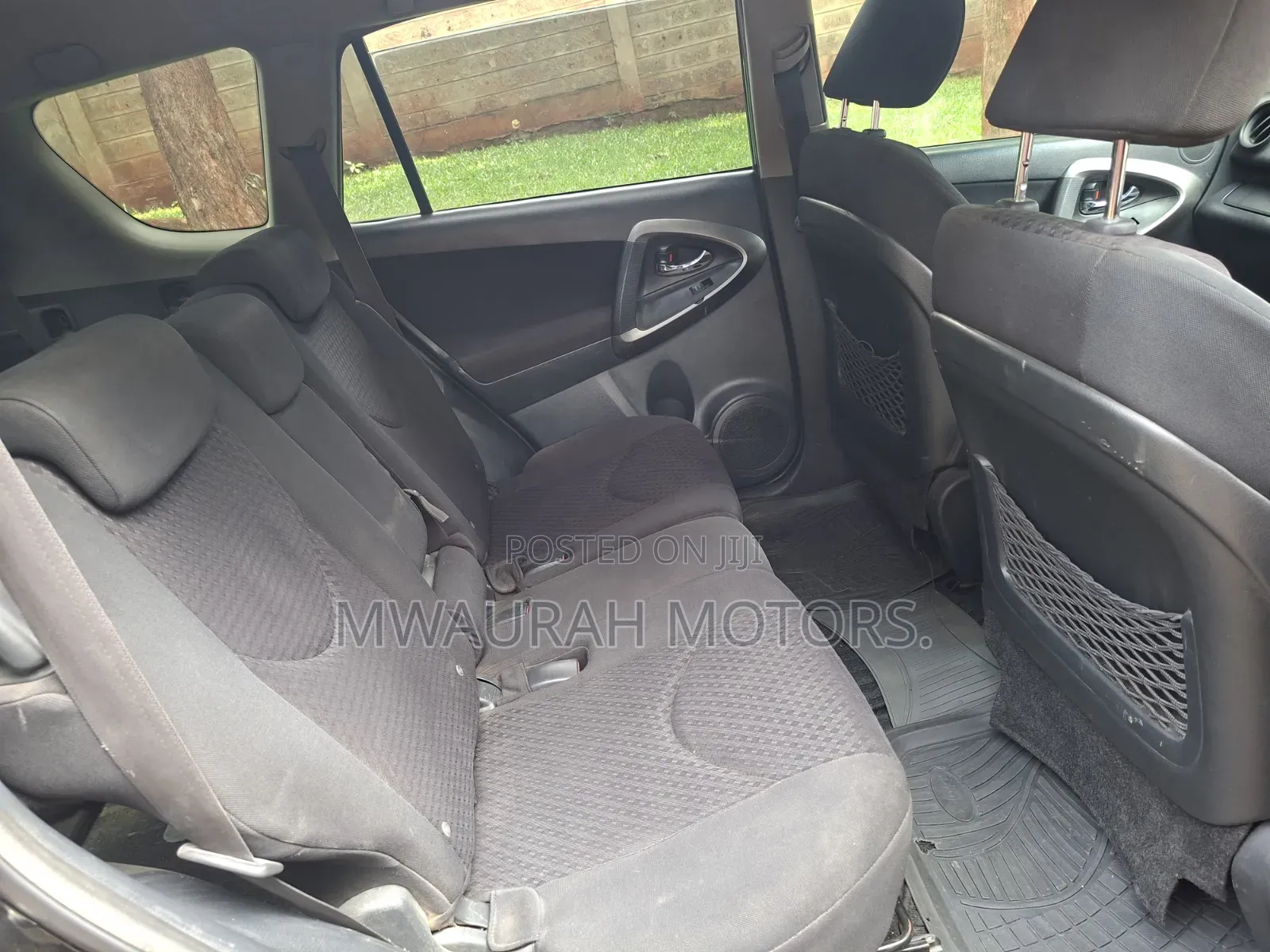 Toyota Vanguard 2010 Black