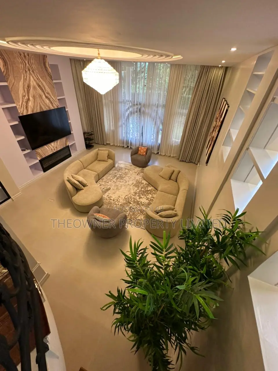 6bdrm Mansion in Karen, Hardy for sale