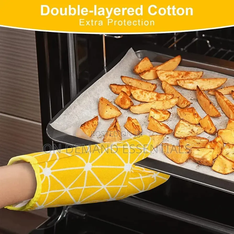 A Pair of Cotton Oven Gloves