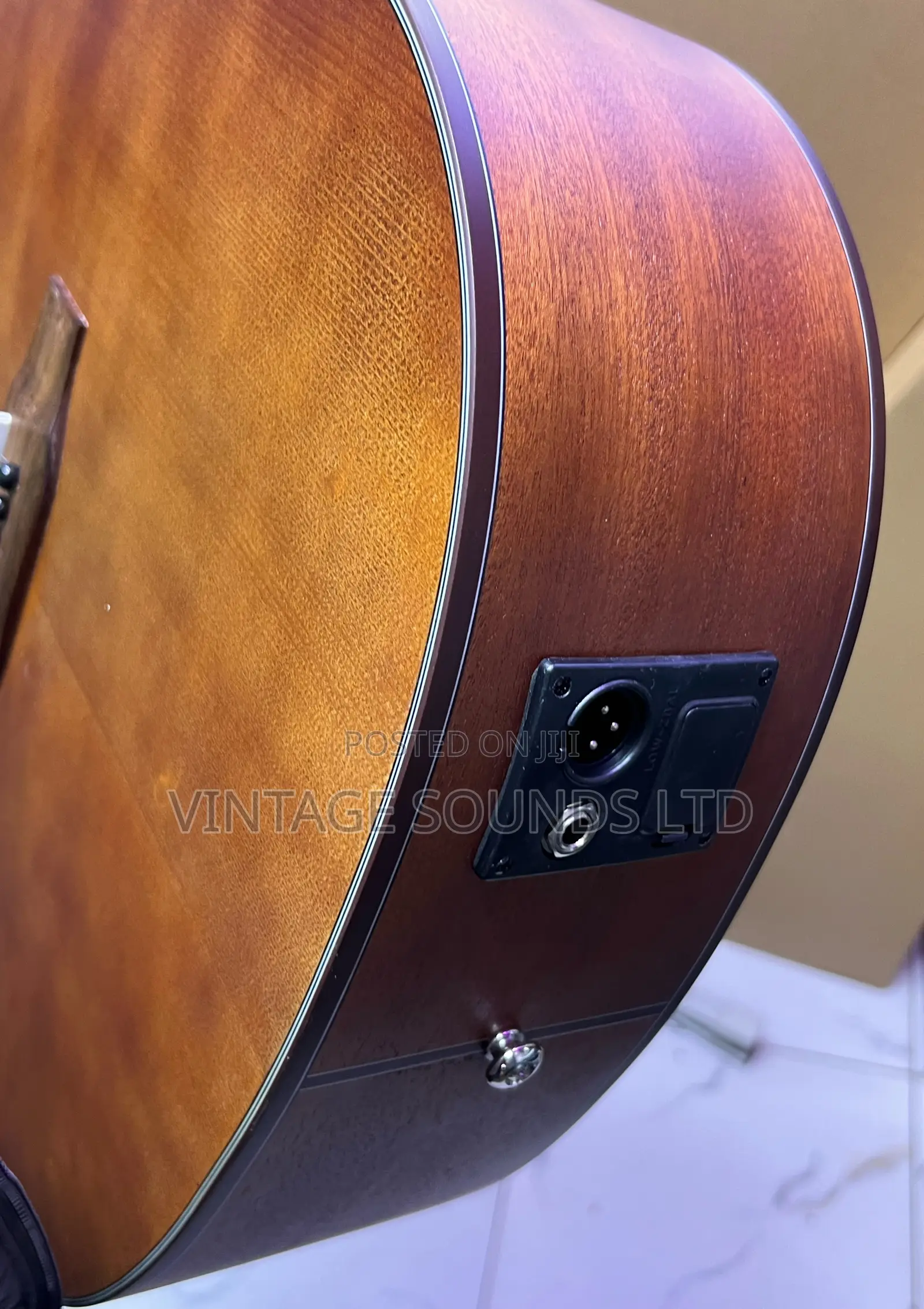 Fender CD-60 Acoustic-Electric Guitar – Solid Spruce Top