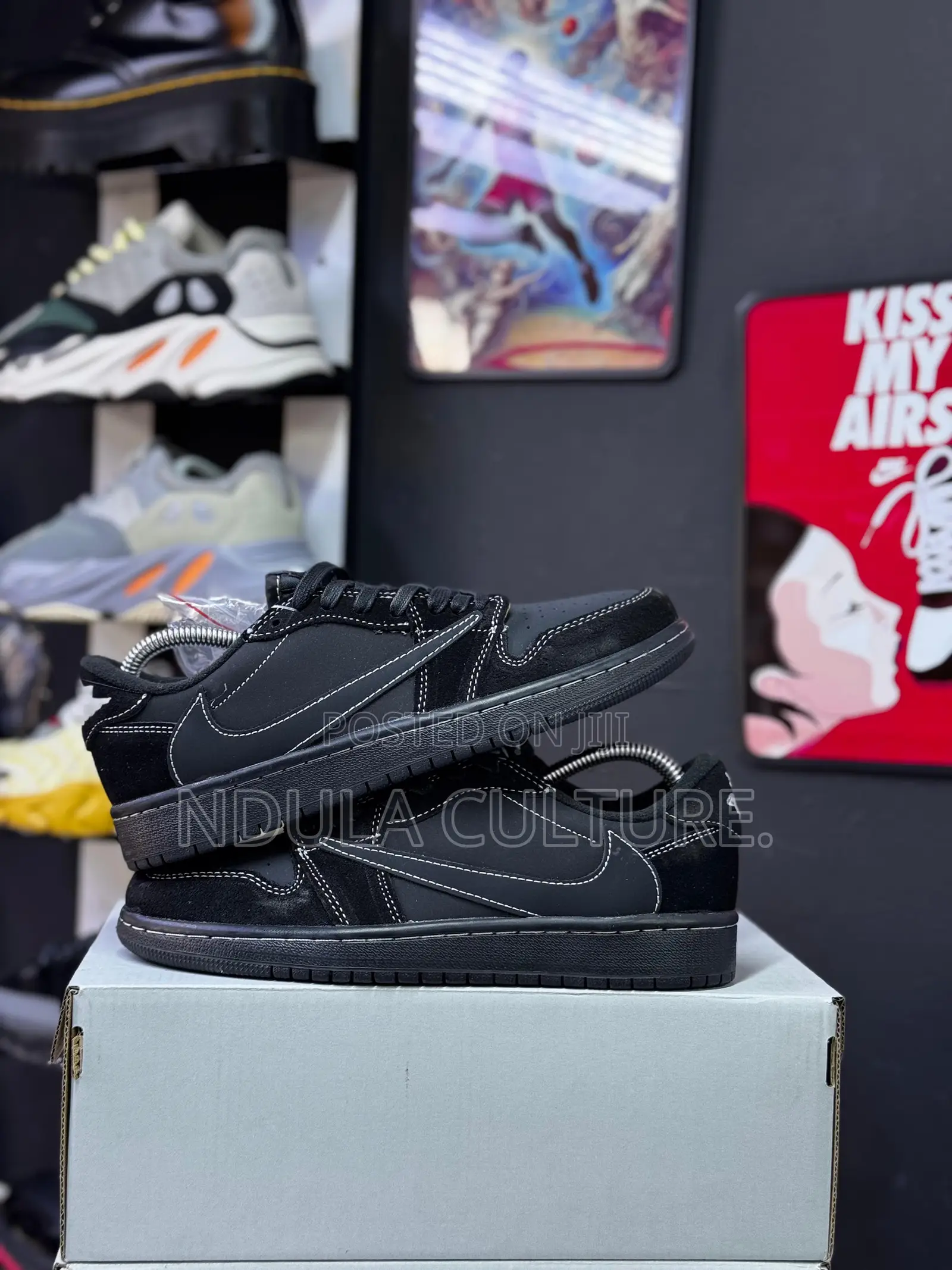 Jordan 1 Travis Scott Low Cut