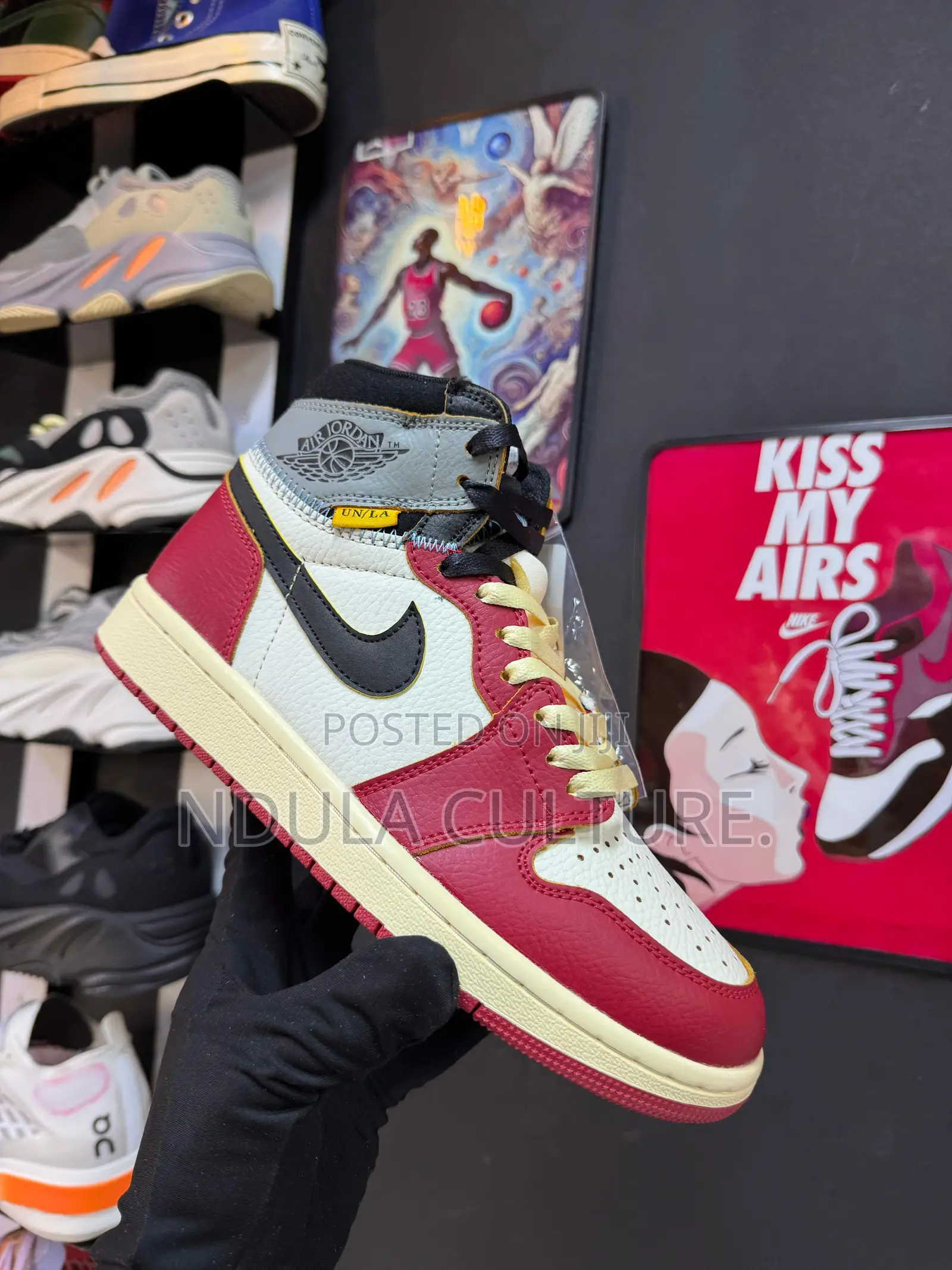 Retro Jordan 1 Shoe