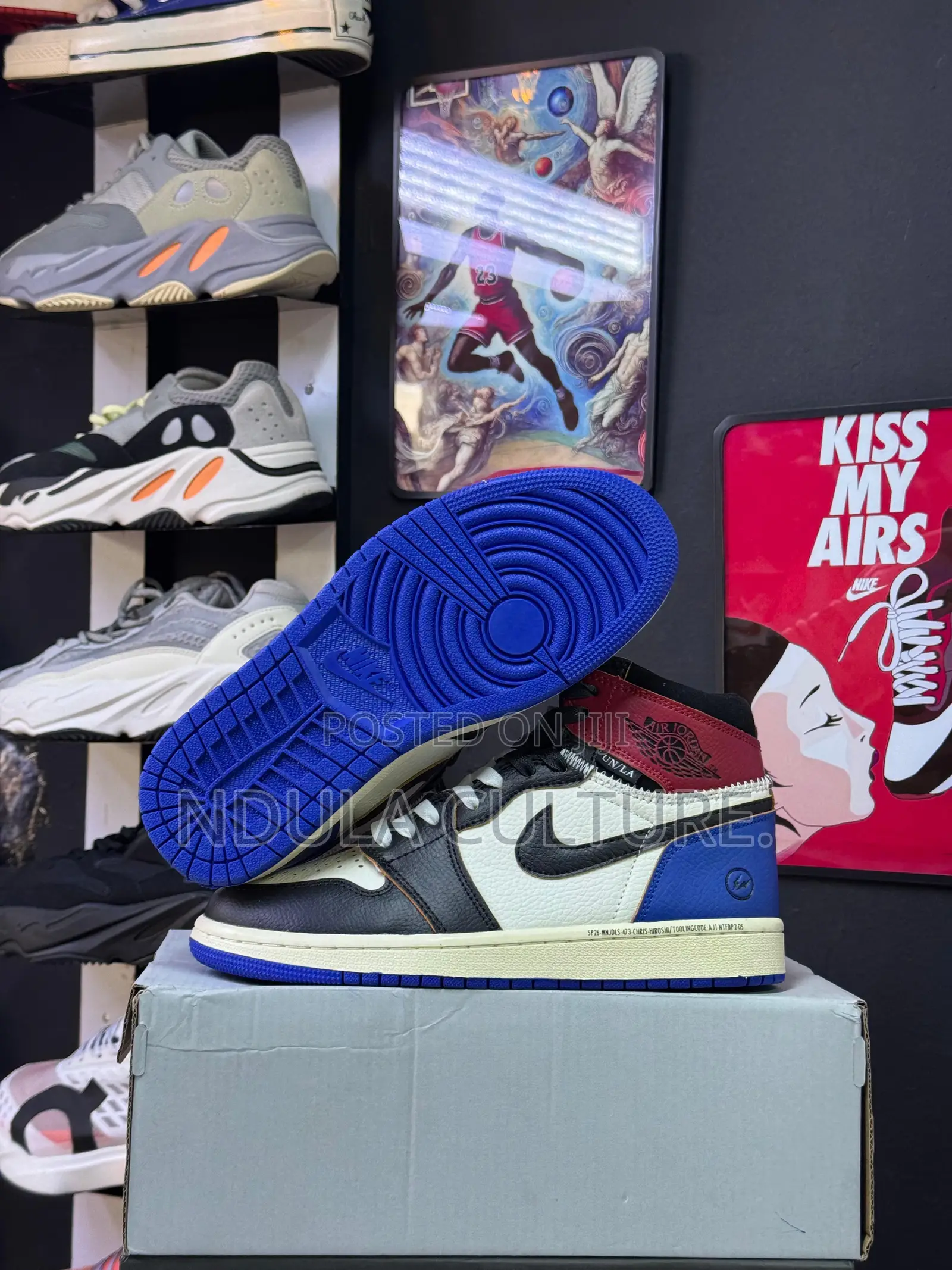 Retro Jordan 1 Shoe