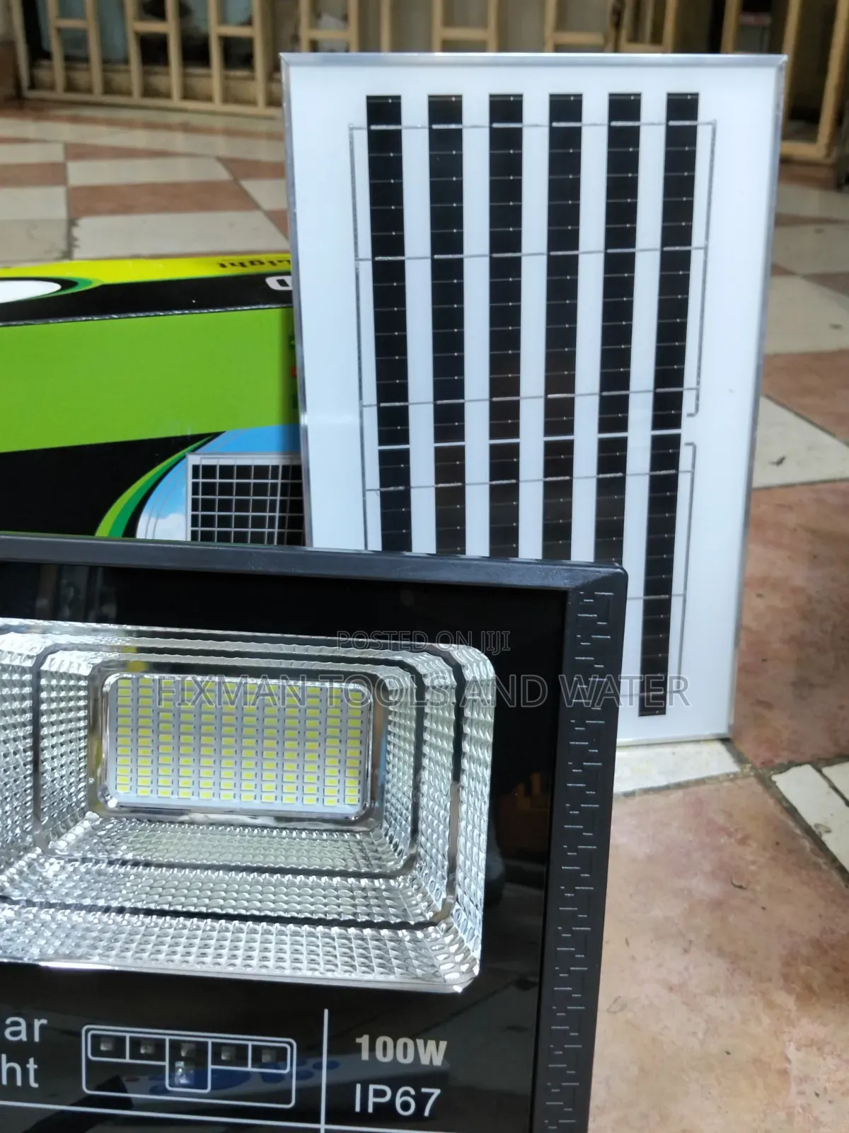 Top Security Floodlights 100watts With Panel and Holder Ip68