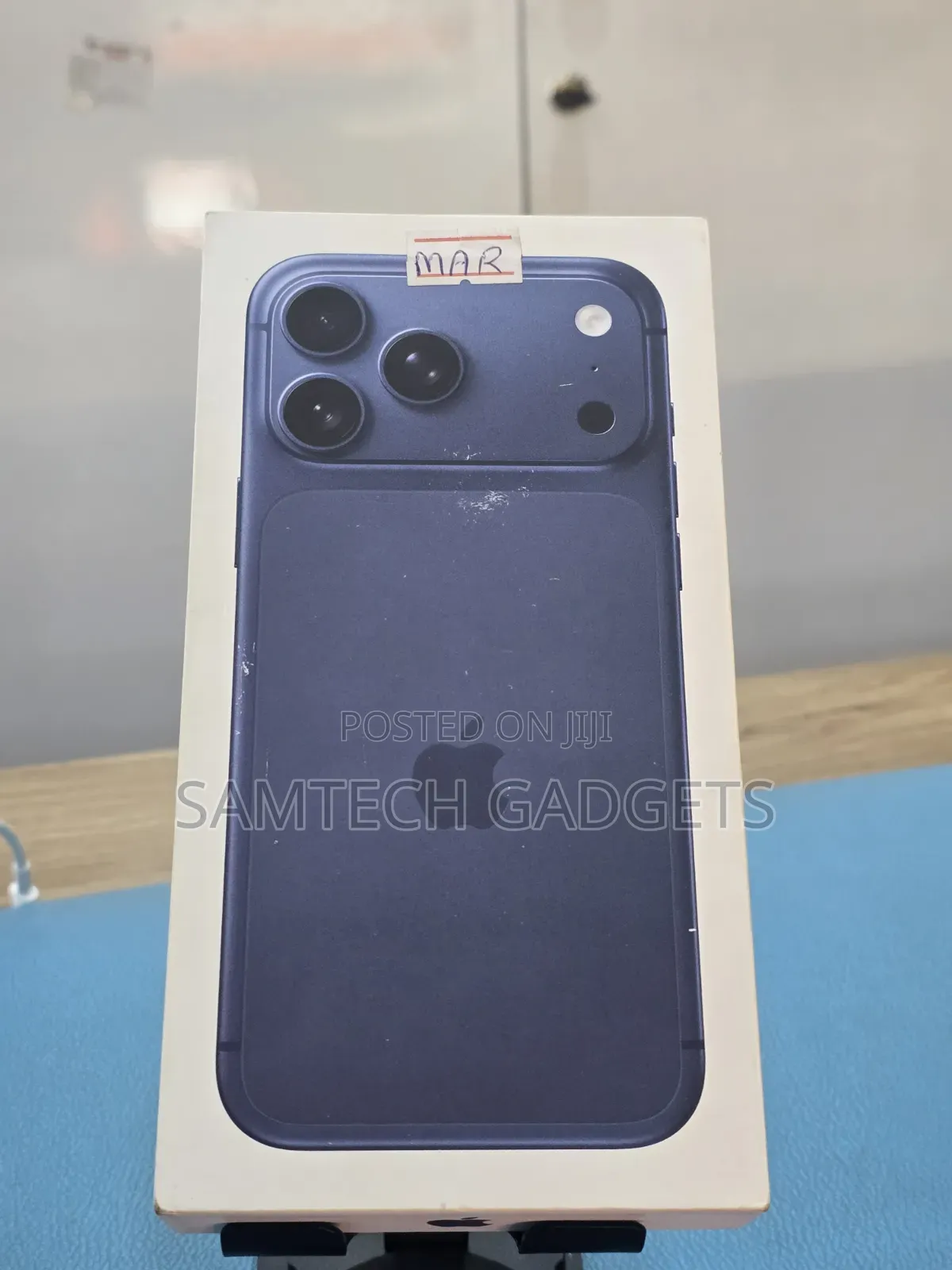 New Apple iPhone 17 Pro Max 256 GB Blue