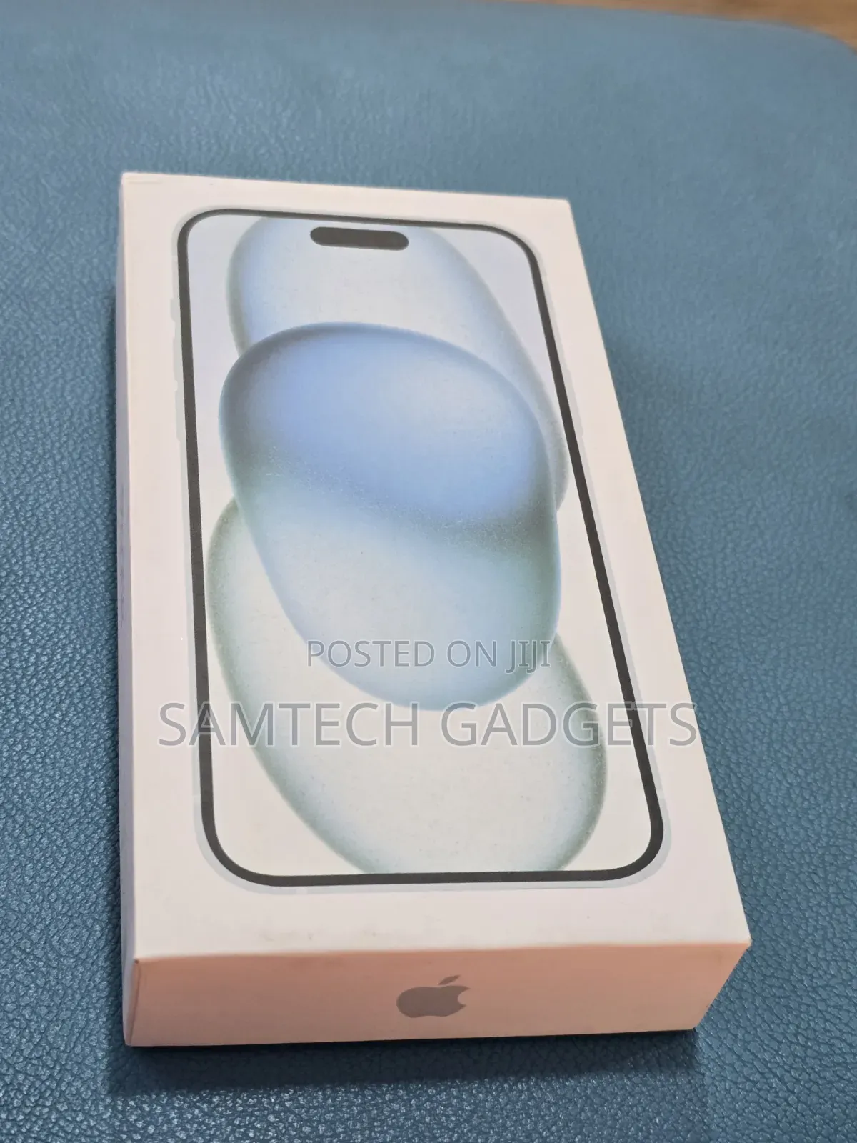 New Apple iPhone 15 256 GB Blue
