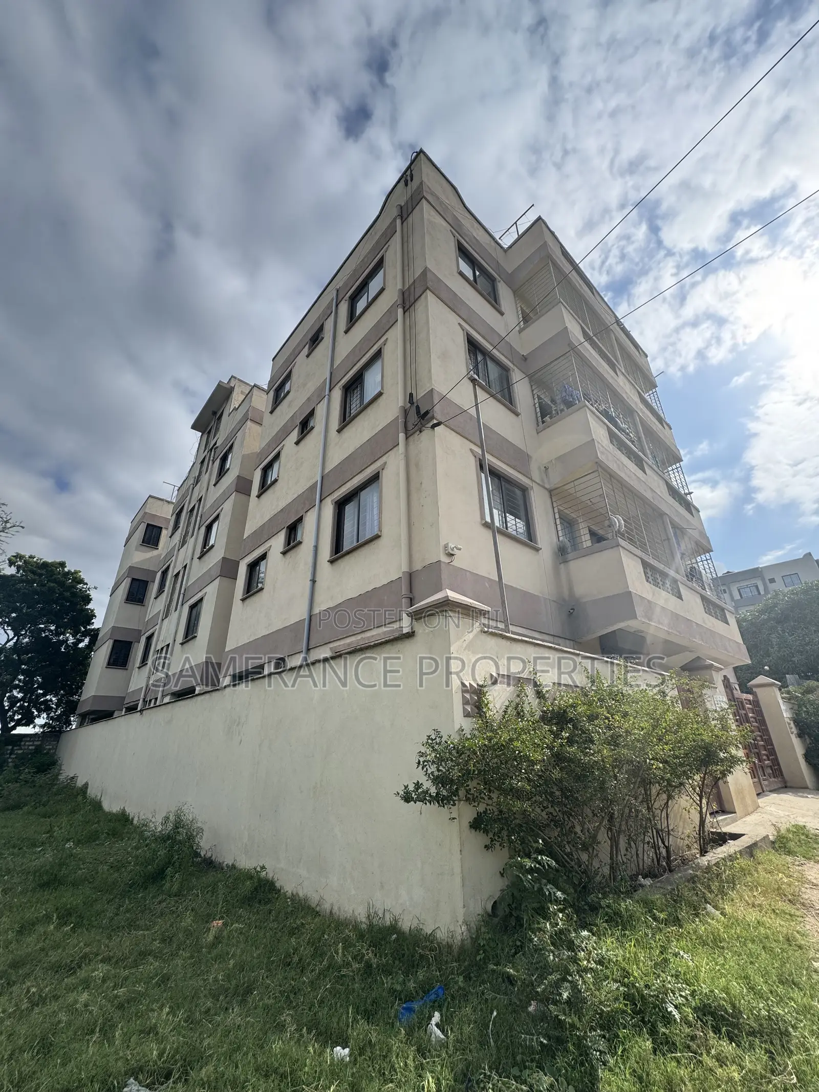 20bdrm Block of Flats in Mwembeni, Bamburi for sale
