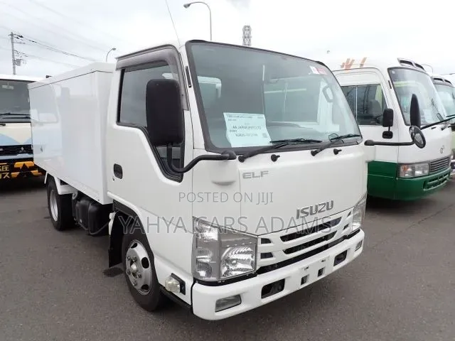 Isuzu Elf Freezer