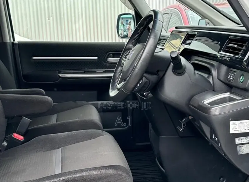 Honda Stepwgn 2019 White
