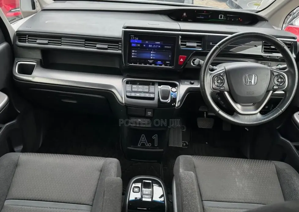 Honda Stepwgn 2019 White