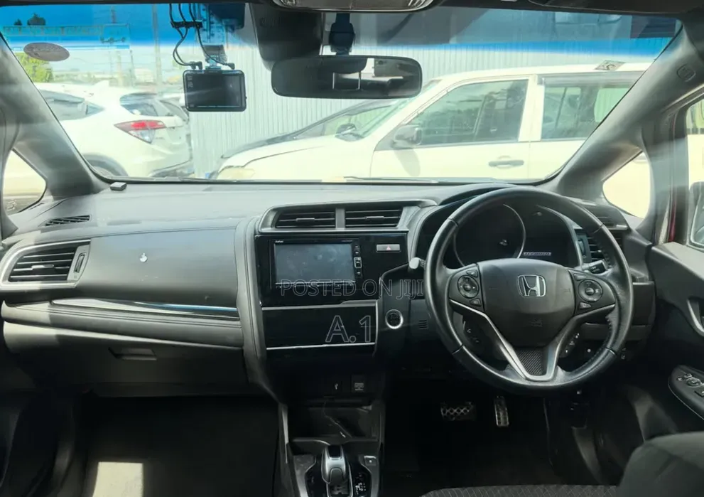 Honda Fit 2019 Maroon