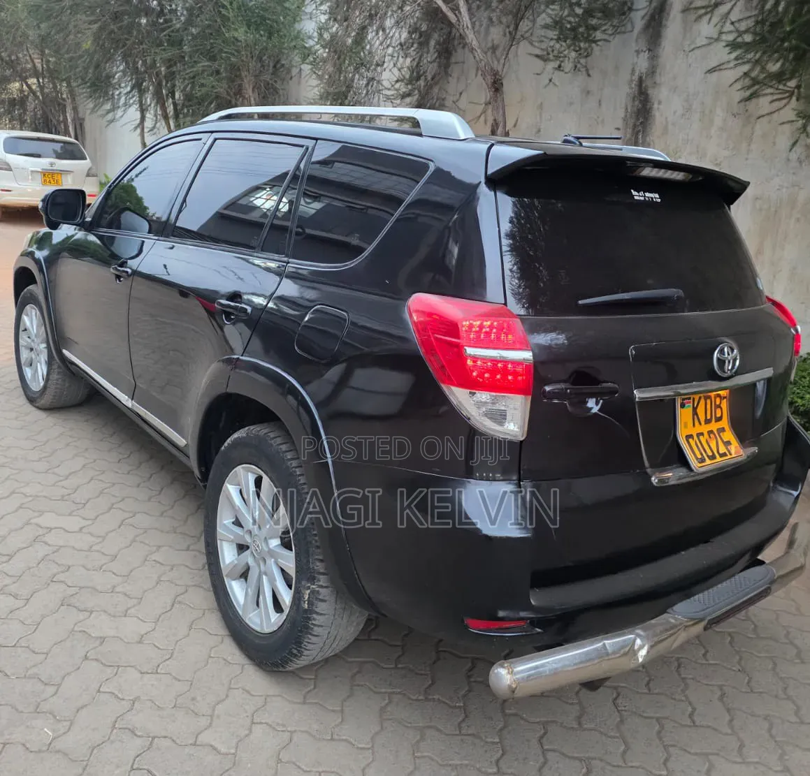 Toyota Vanguard 2013 Black