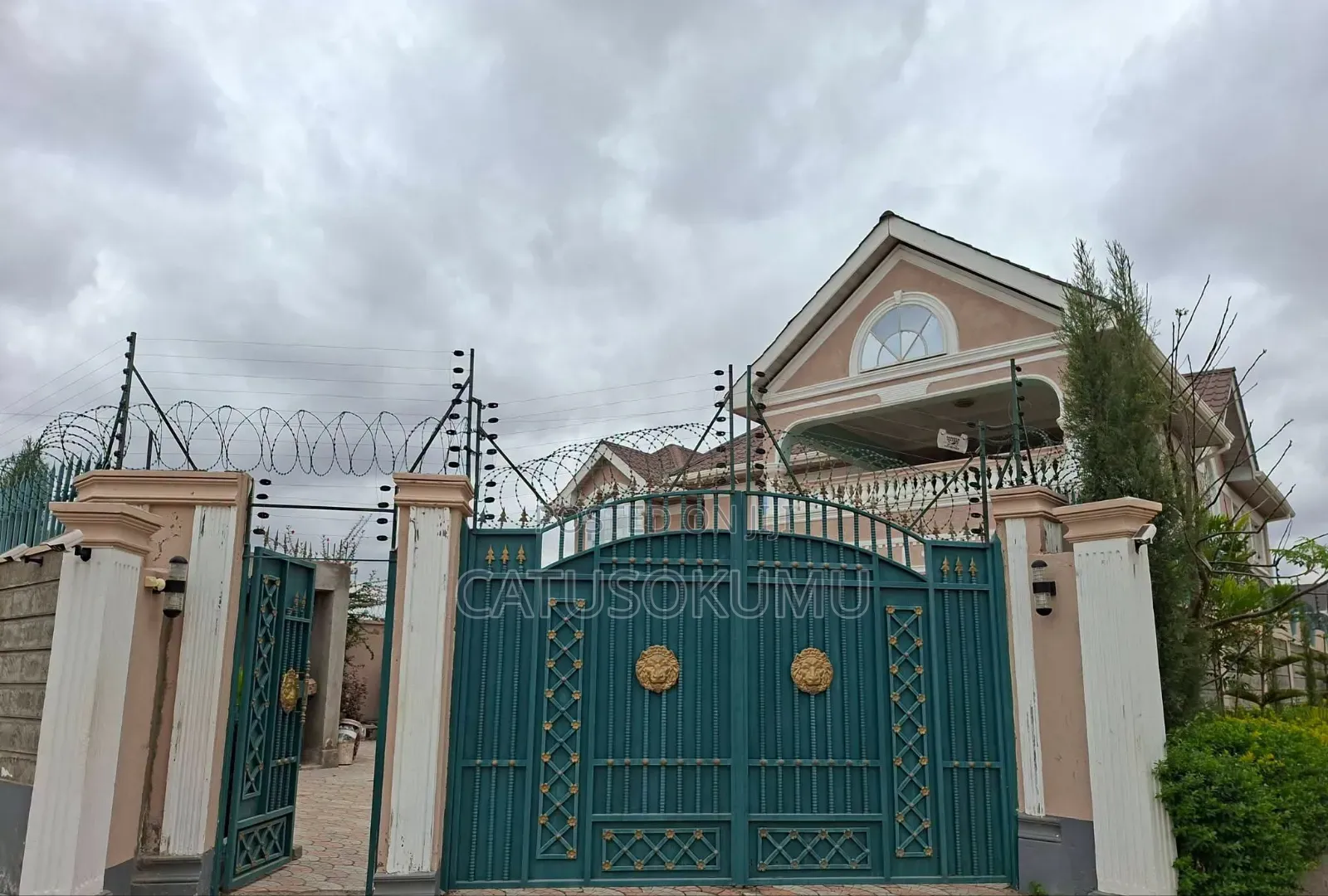 6bdrm Maisonette in Kitengela for rent