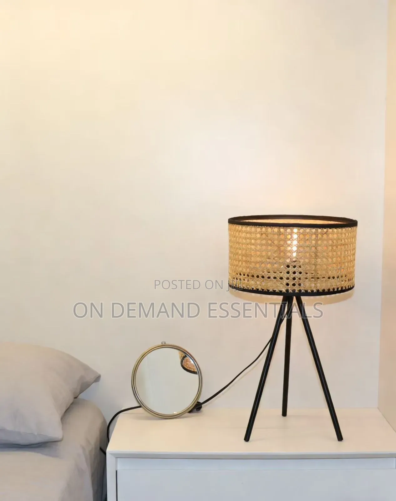 Rattan Tripod Table Lamp