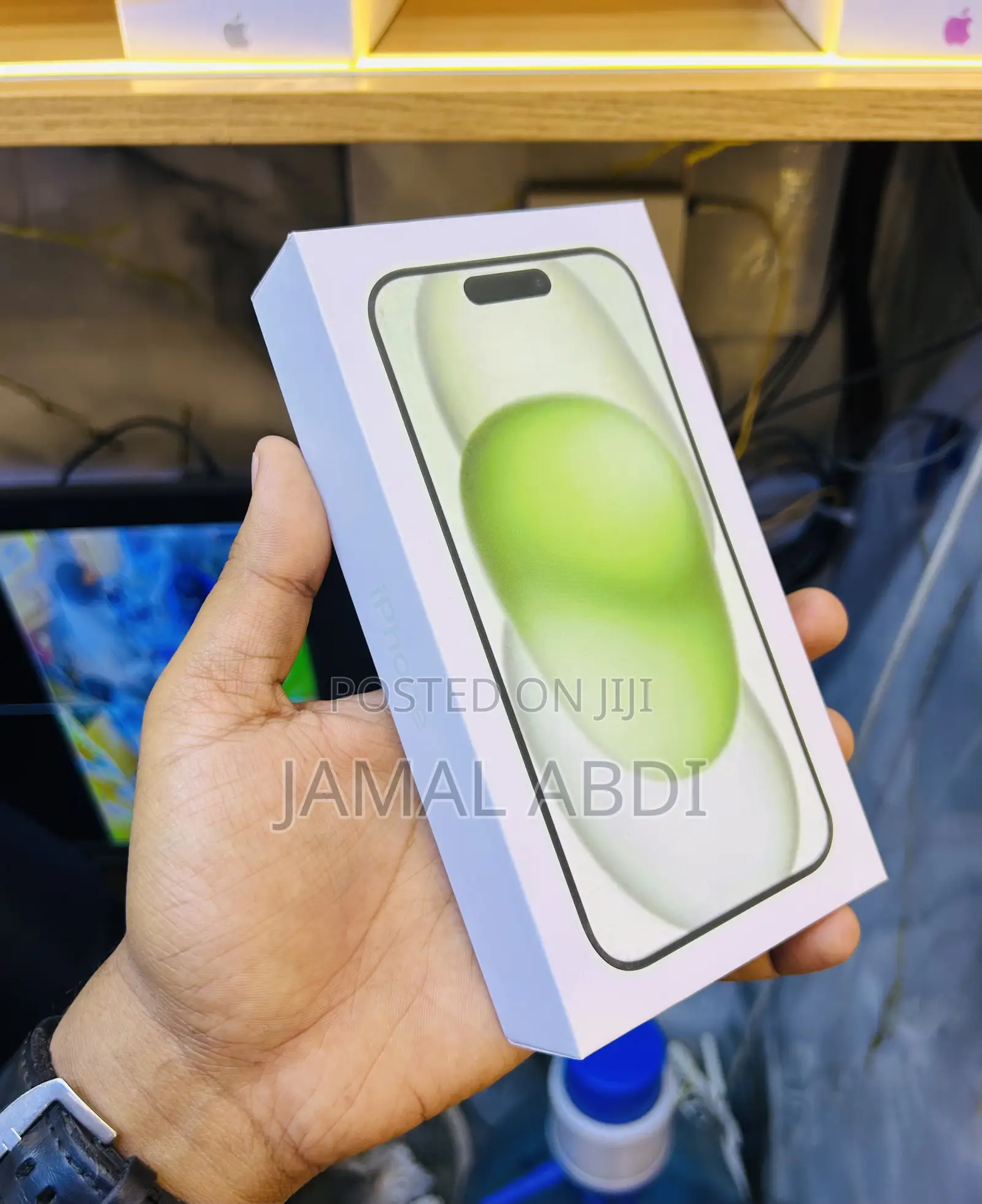 New Apple iPhone 15 256 GB Green