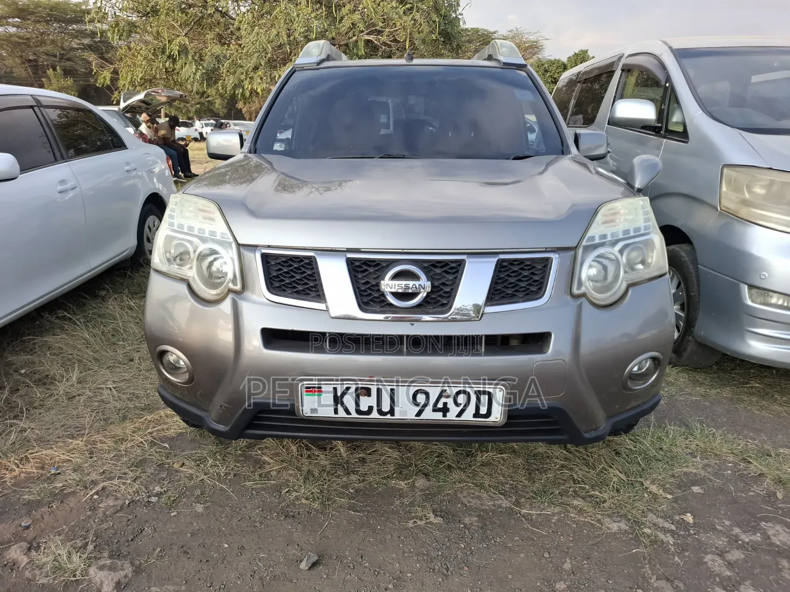 Nissan X-Trail 2012 Gray