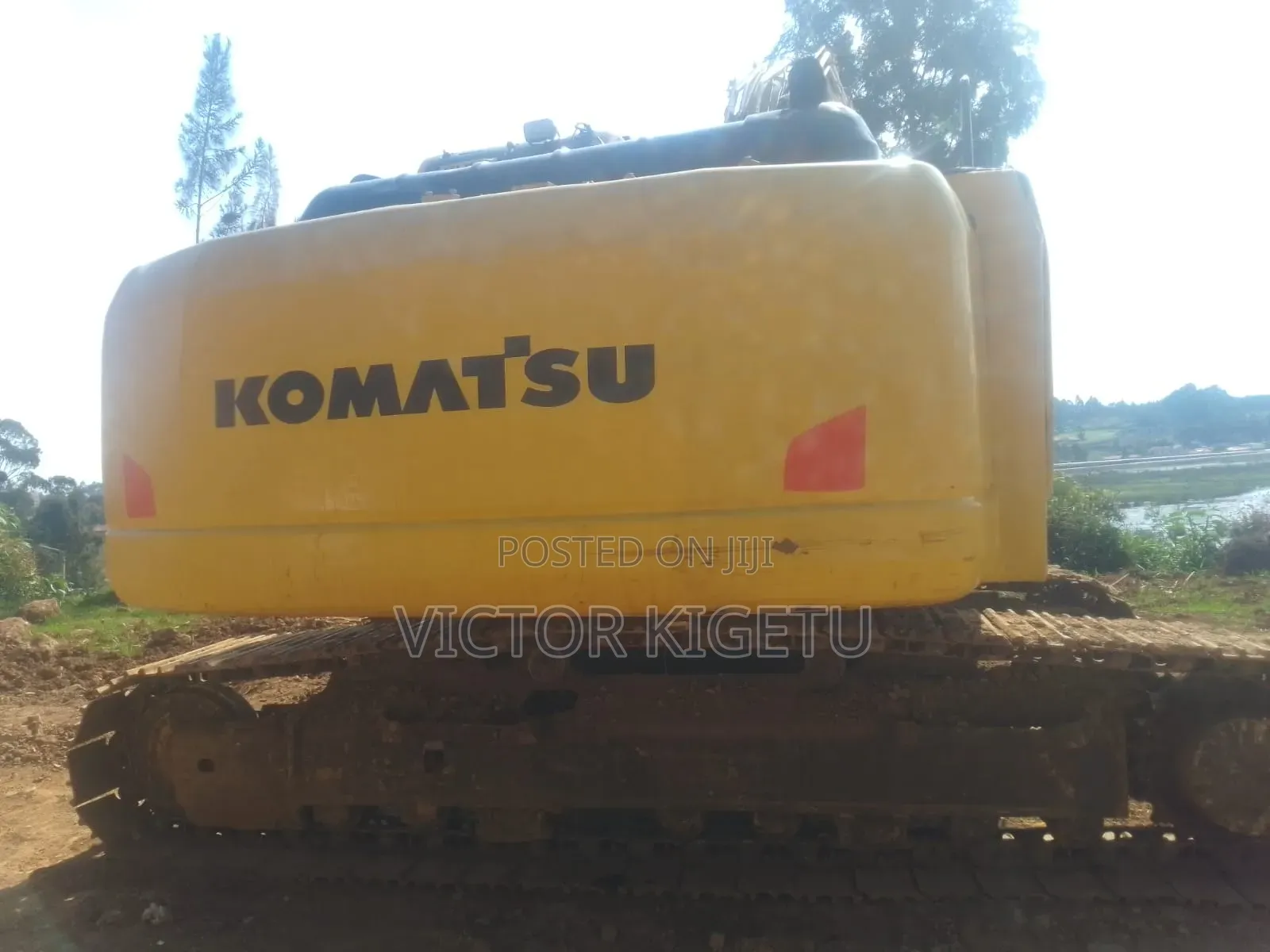 Komatsu Excavator PC210