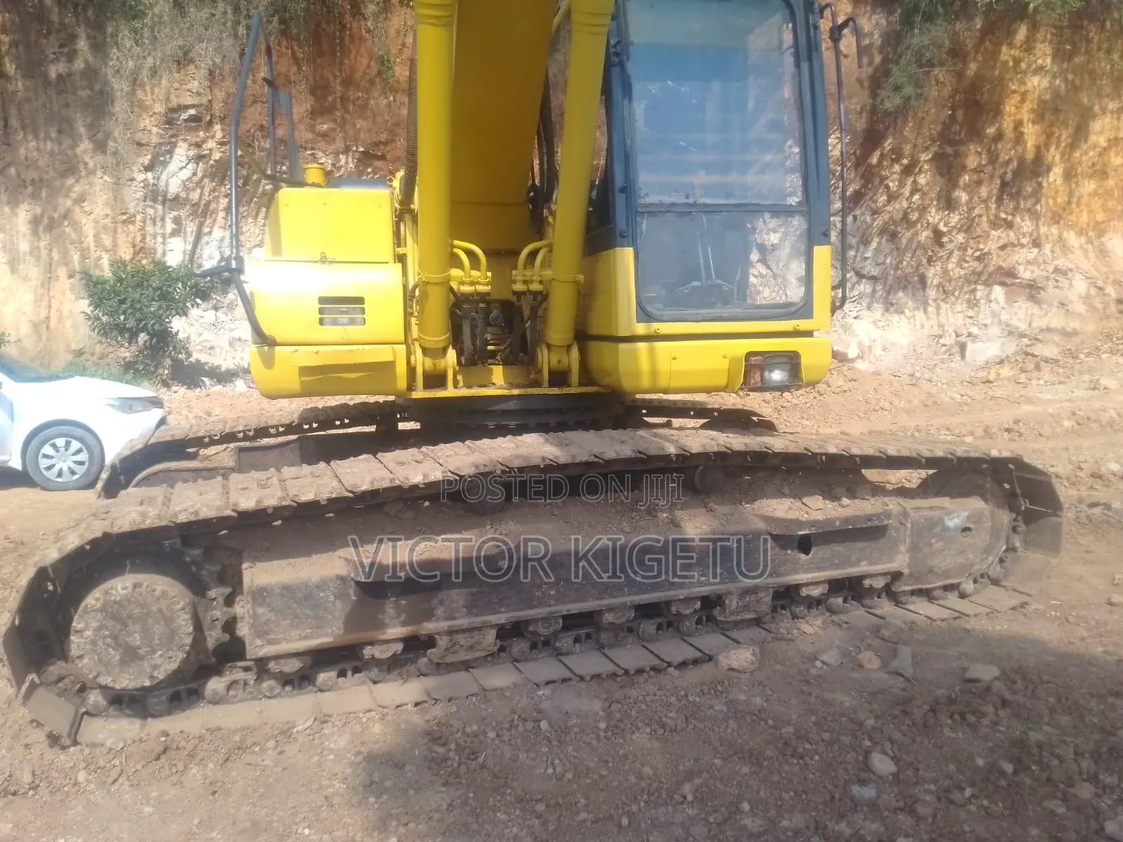 Komatsu Excavator PC210