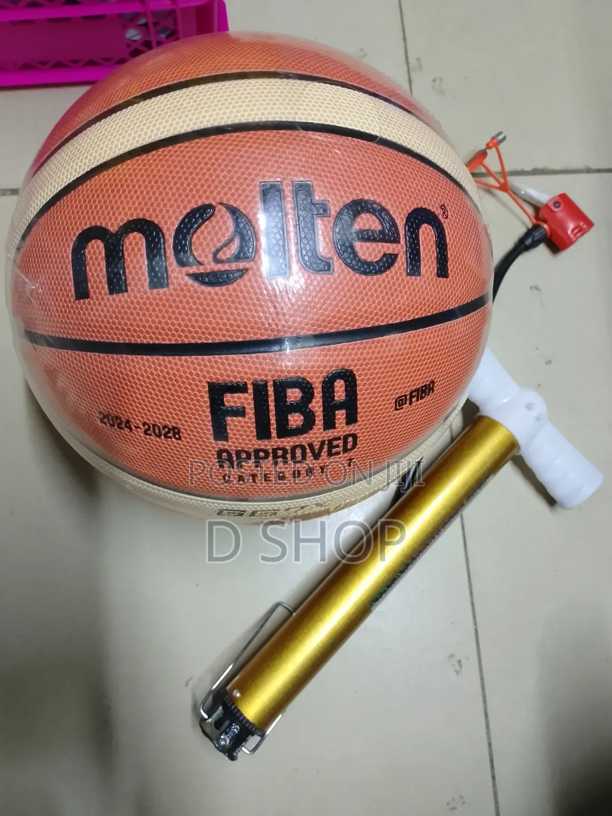 Molten Size 7 Basketball Plus a Free Pump