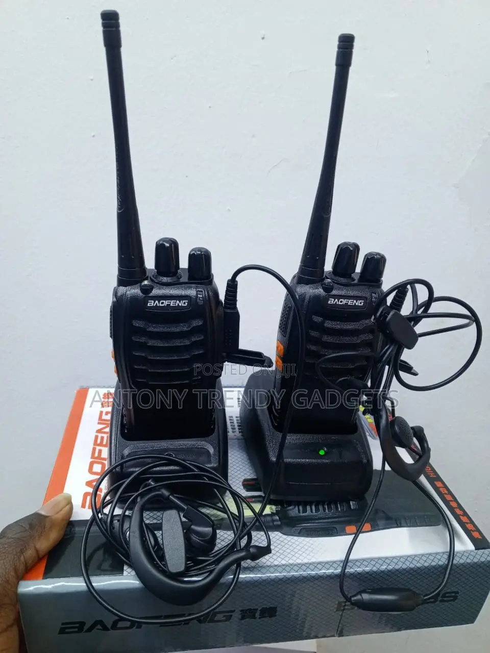 Baofeng BF-888S 16 Channel UHF Two-Way Walkie Talkie