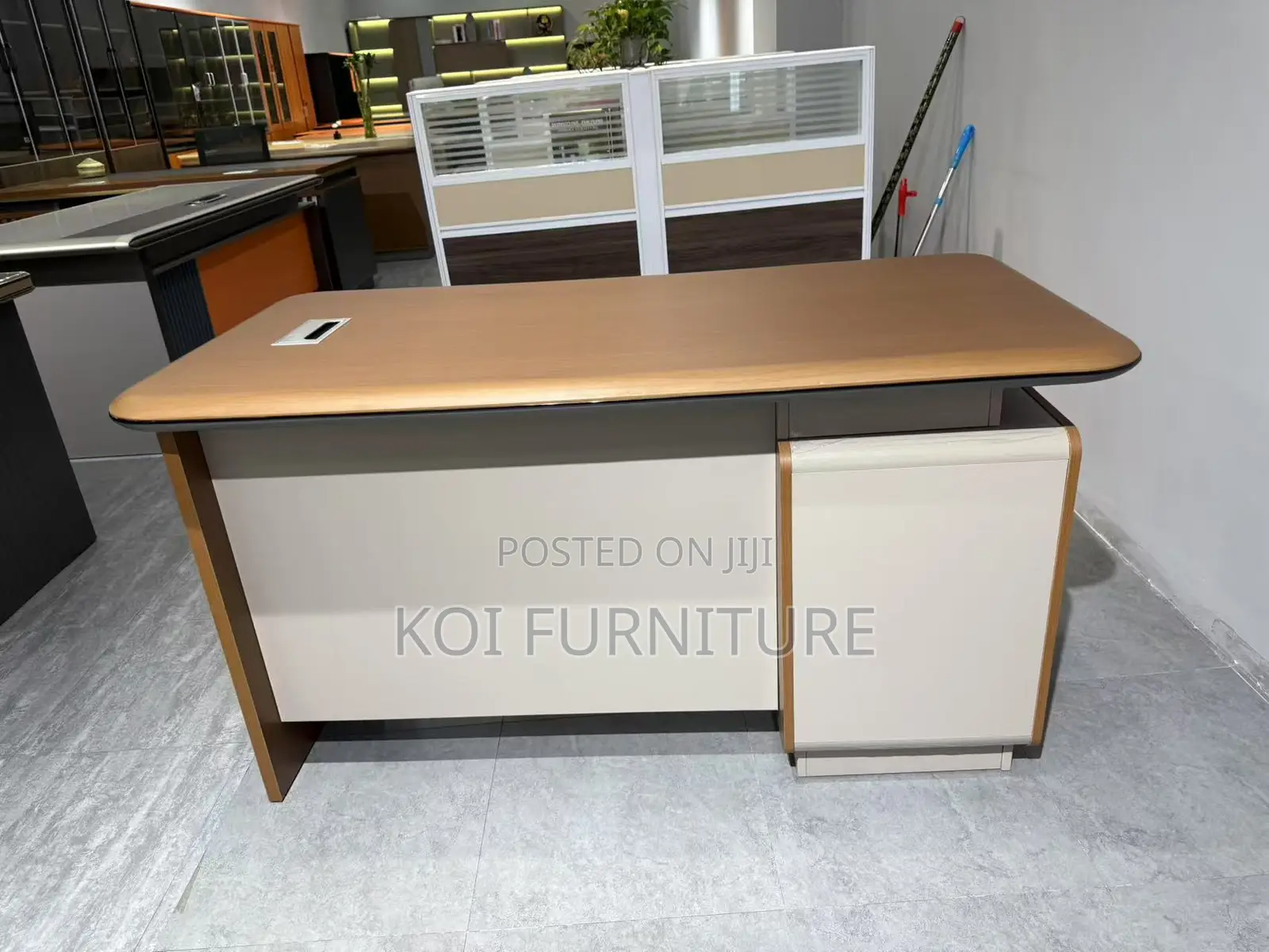 Office Desk; 1.4 Meters Executive Office Nordic Desk