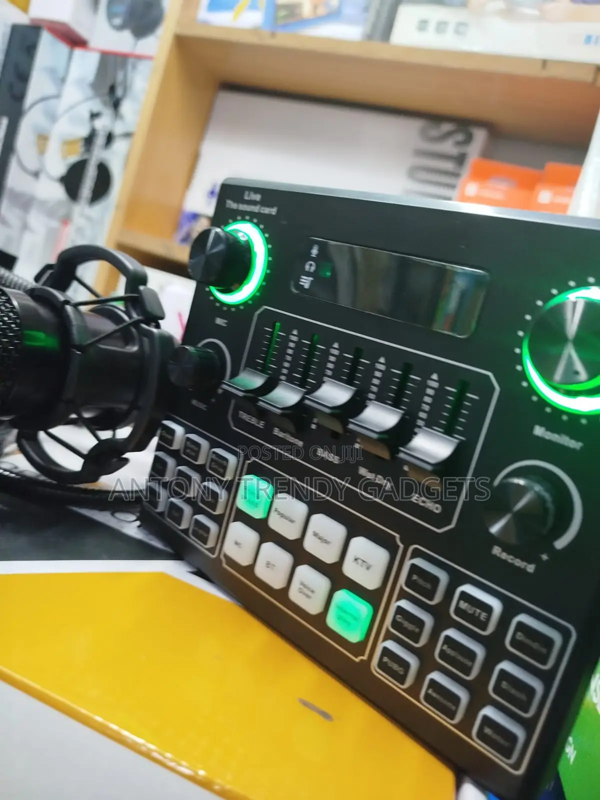 BM800 Recording Microphone Kit With V9 Sound Card