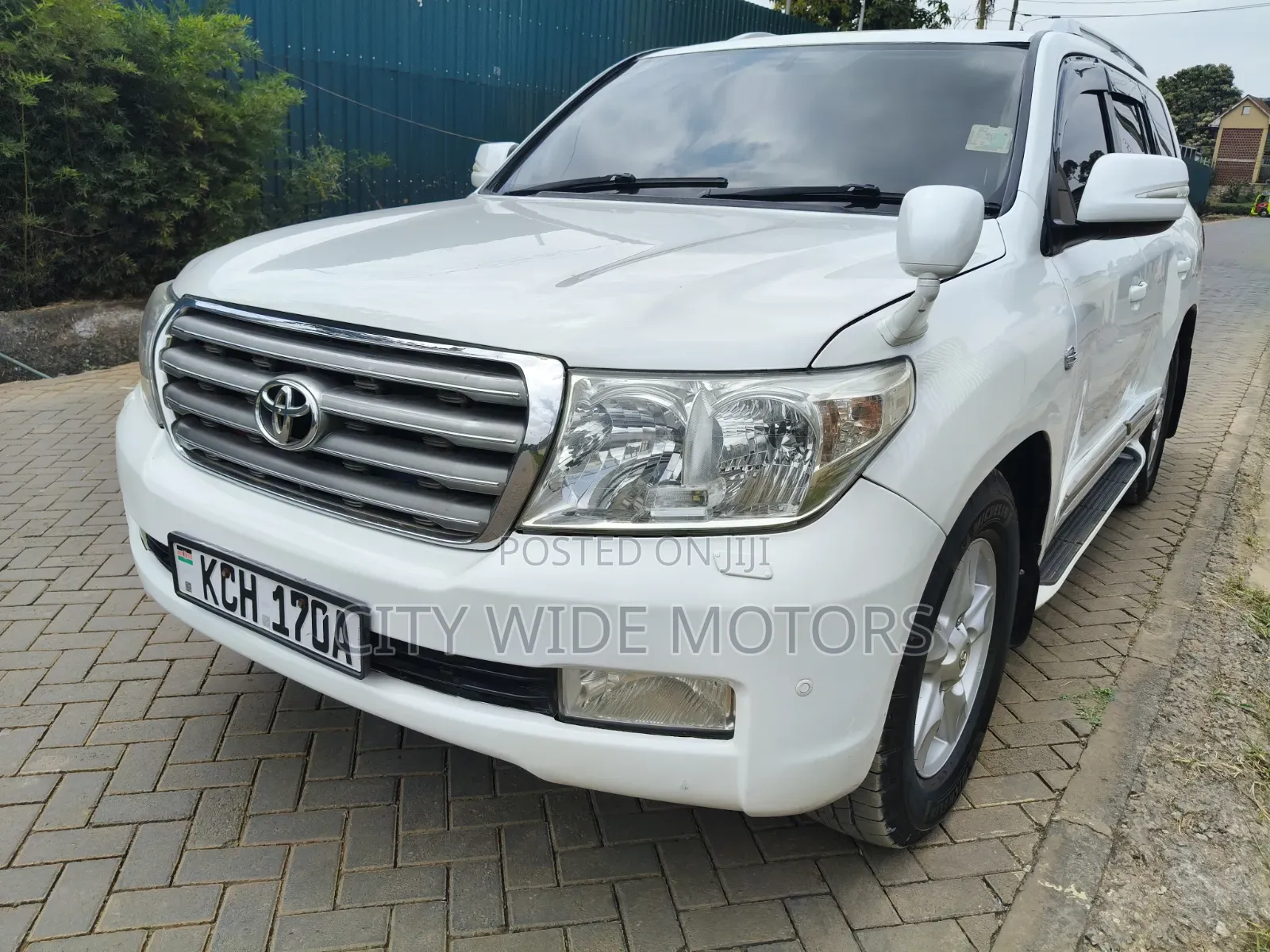 Toyota Land Cruiser 4.6 V8 ZX 2009 White