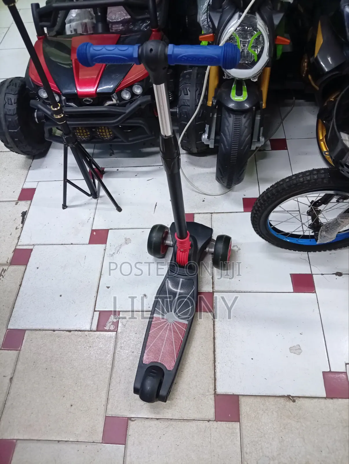 Scooter With Lights and Music 2_13yrs