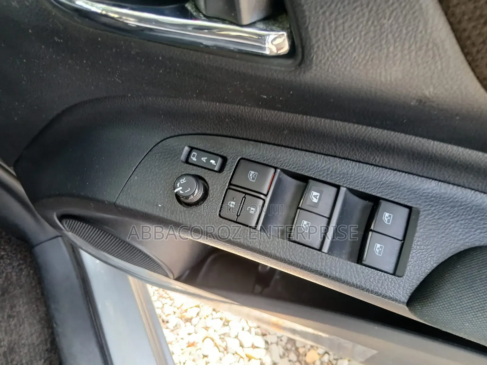 Toyota Sienta 2018 Gray