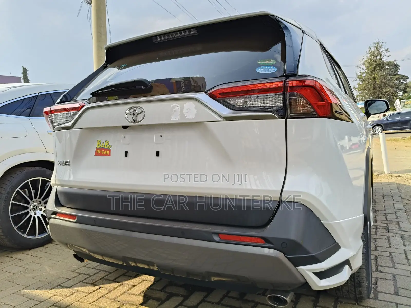 Toyota RAV4 2020 White