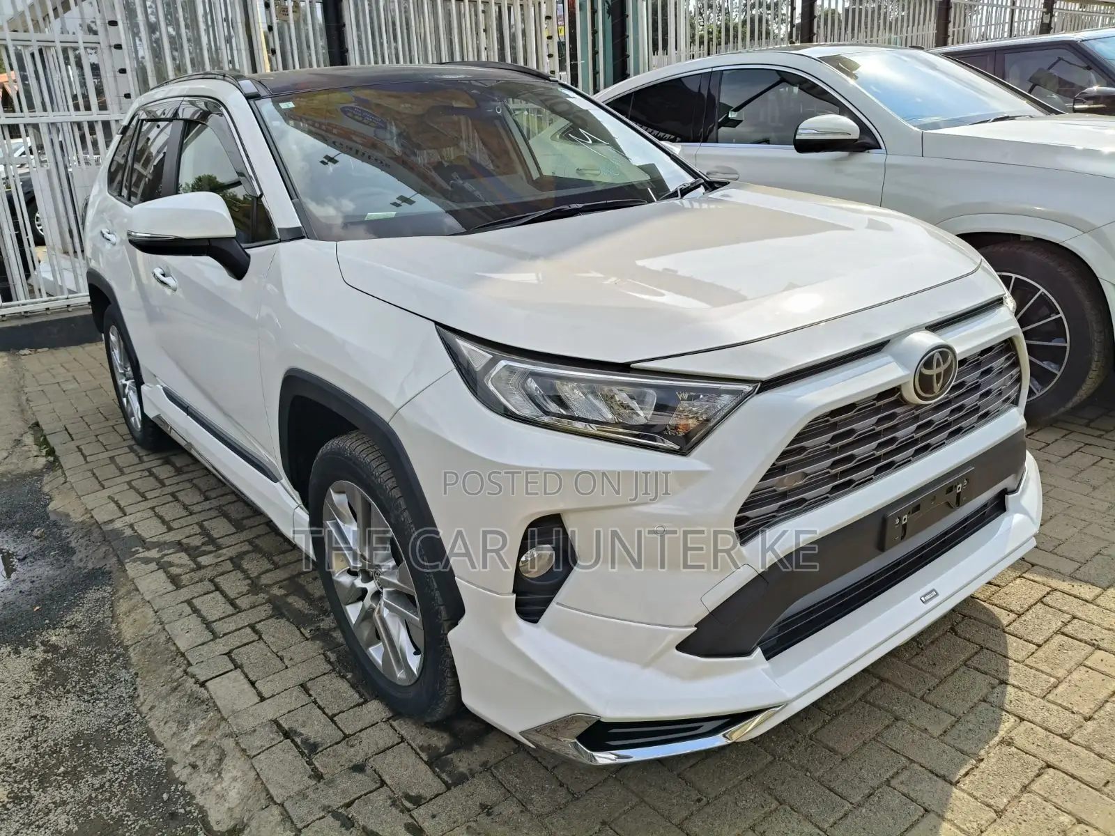 Toyota RAV4 2020 White
