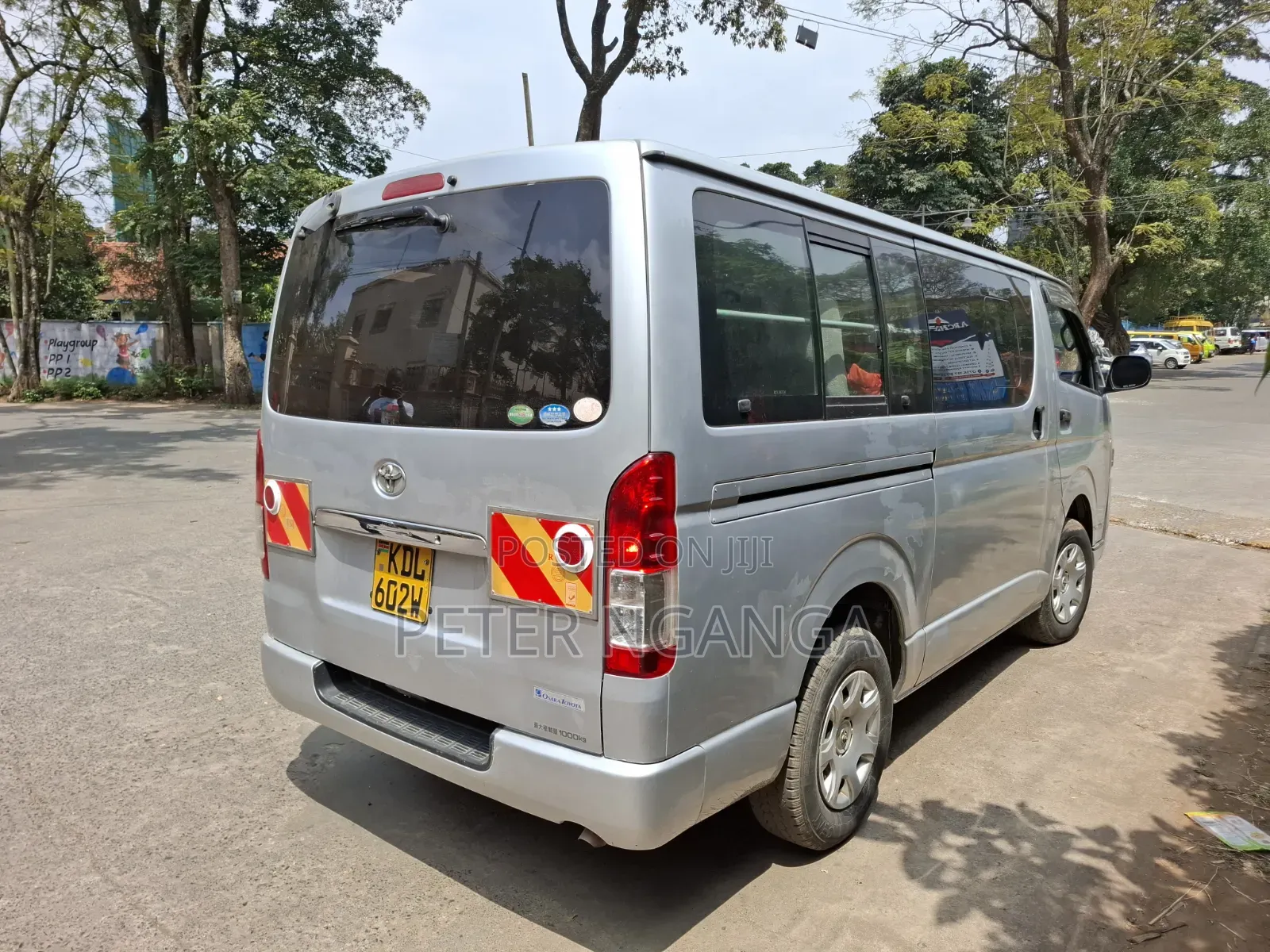 Toyota HiAce 2015 Silver