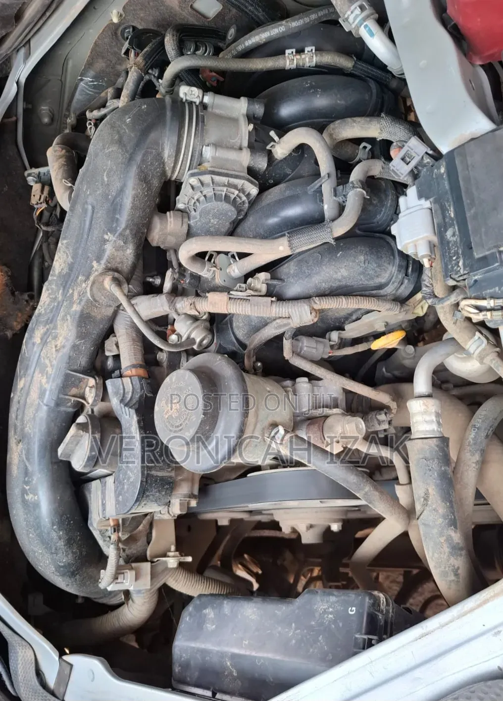 Toyota HiAce 2015 Silver