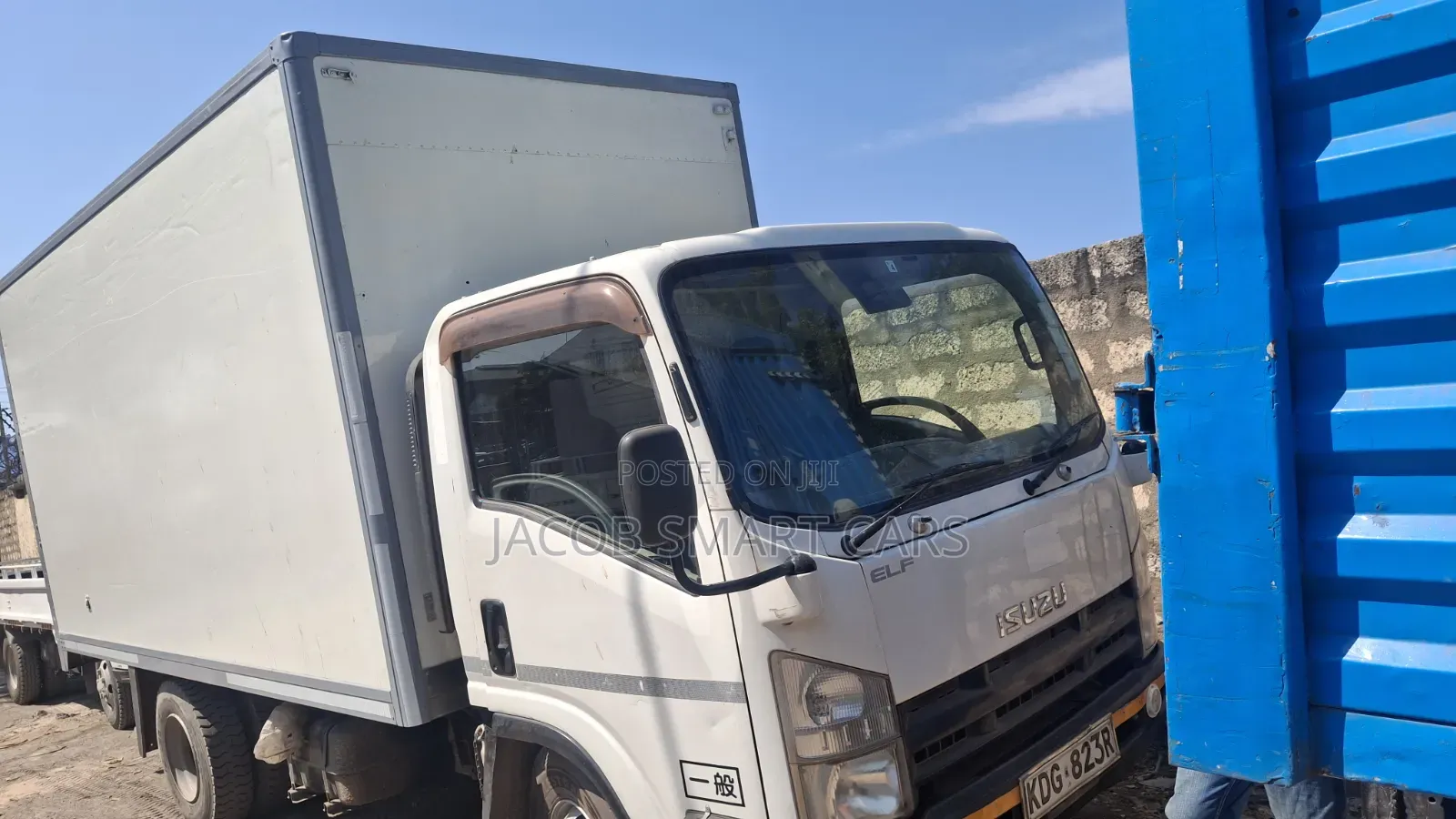 Isuzu Elfu