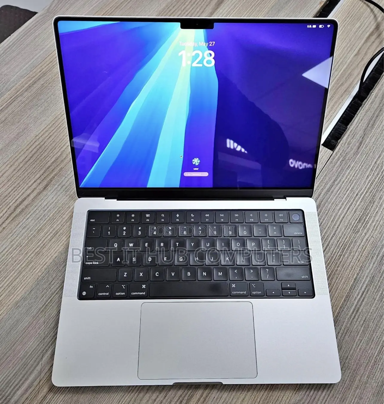 Laptop Apple MacBook Pro 2021 M1 16GB Apple M1 Pro SSD 1T
