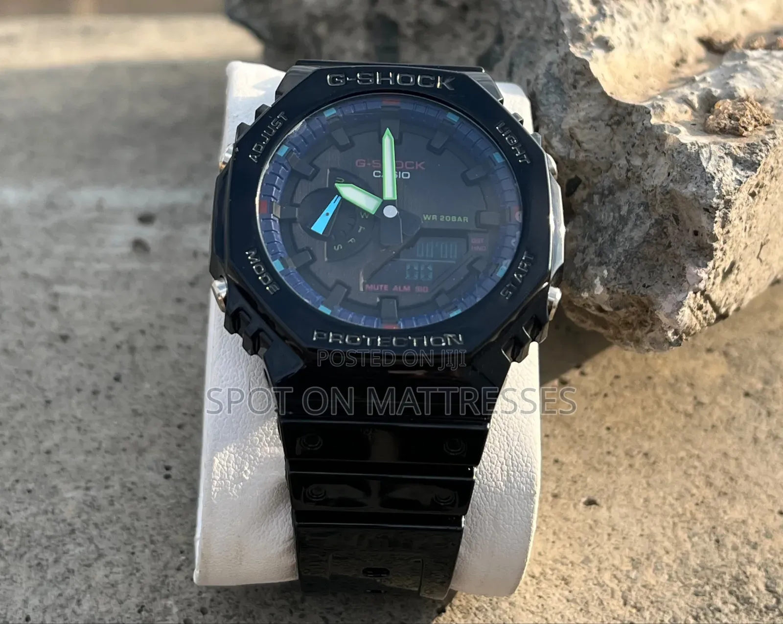 Perfect Gift  Casio G-Shock + Case. Delivery Available Nationwide.