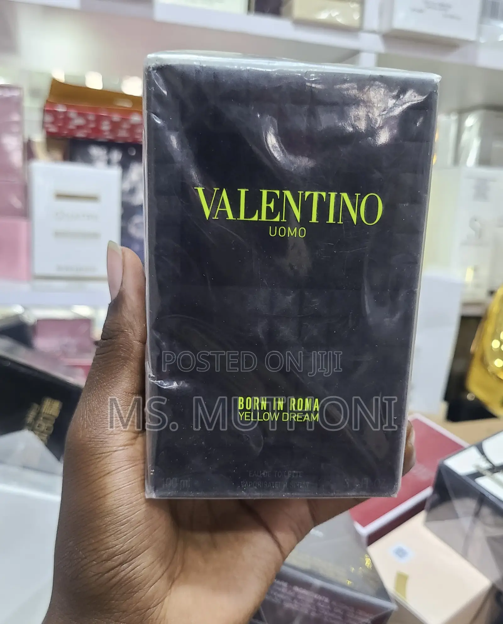 Valentino Uomo Born in Roma Yellow Dream