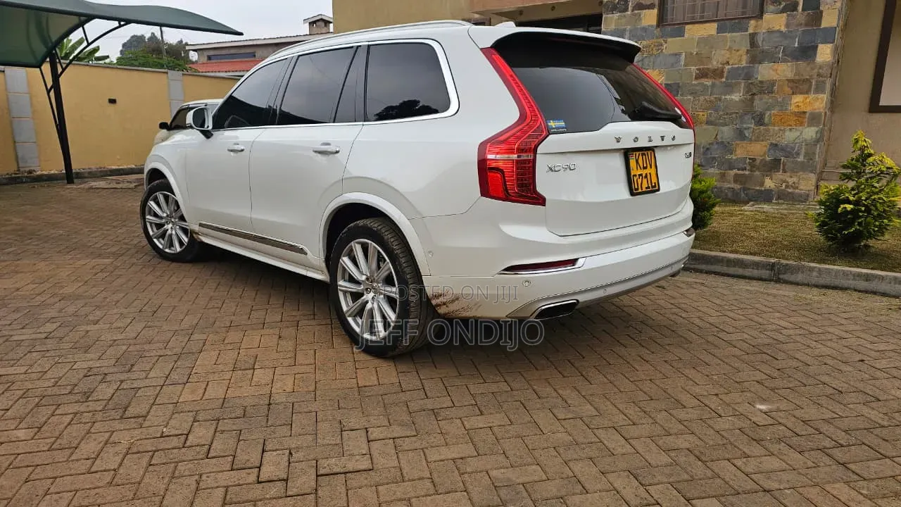 Volvo XC90 2019 White