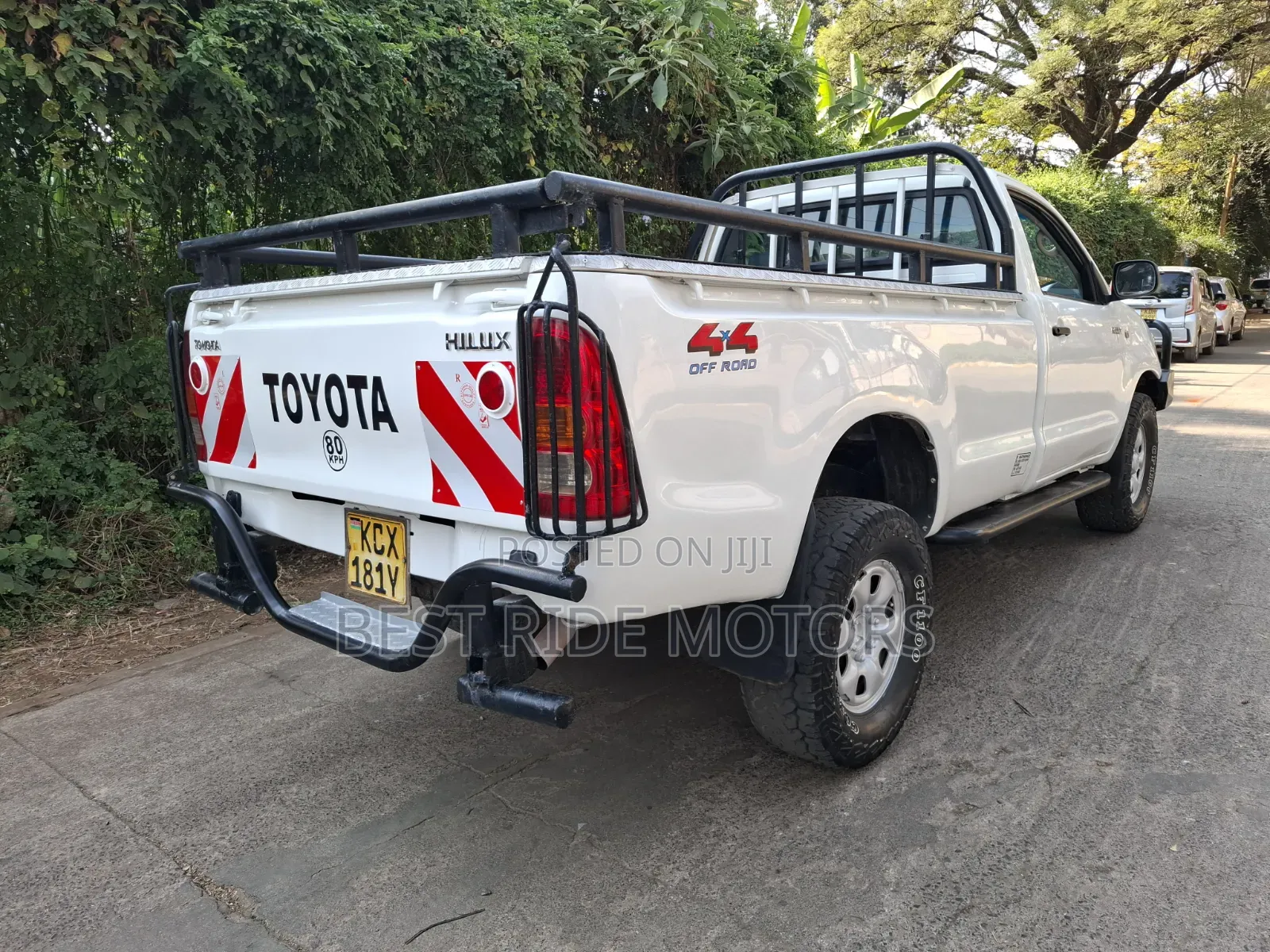 Toyota Hilux 2.5 D-4D 4X4 SRX 2010 Pearl