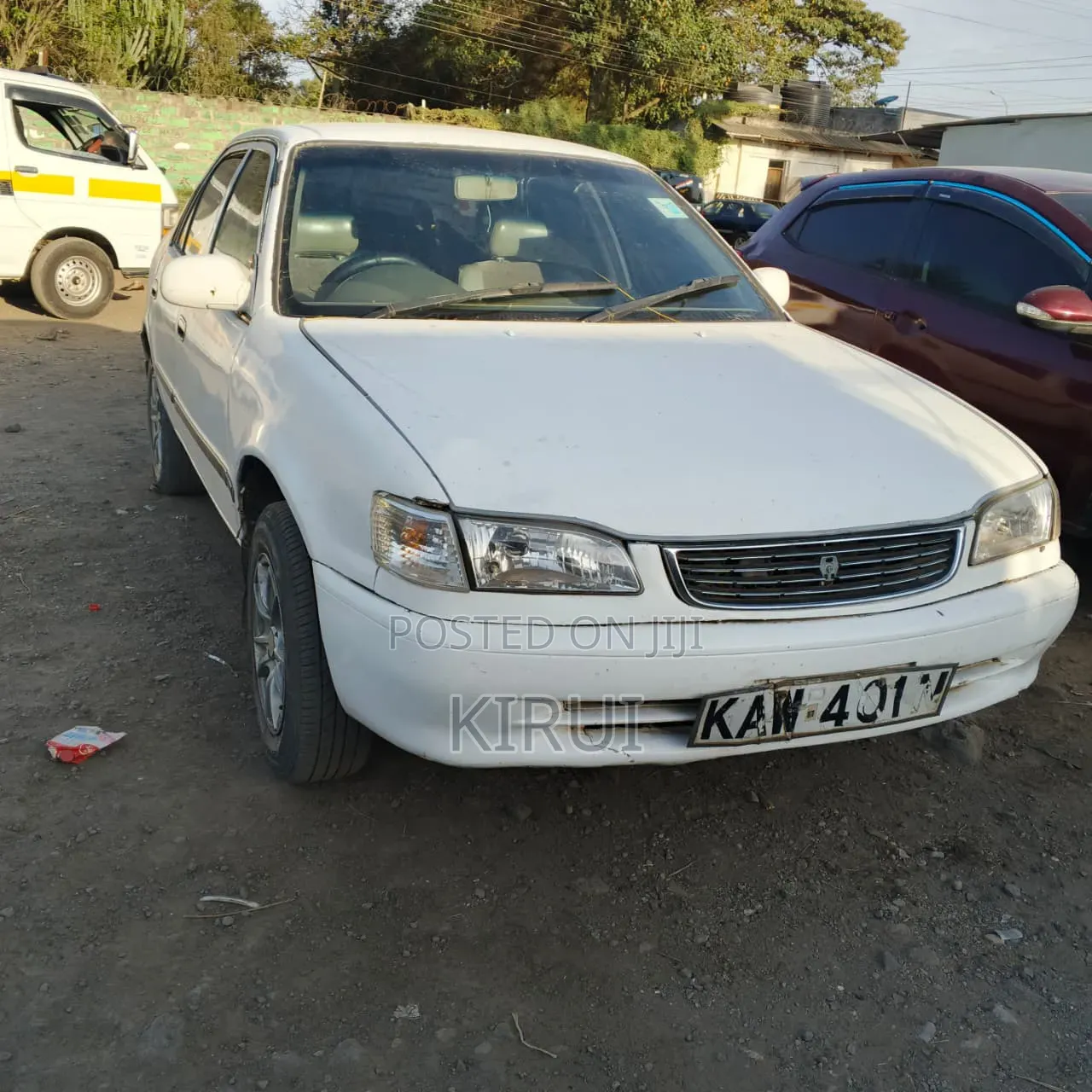 Toyota Corolla 2000 White