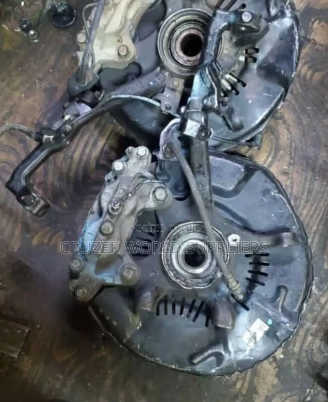 Hilux Revolution Front Complete Hub