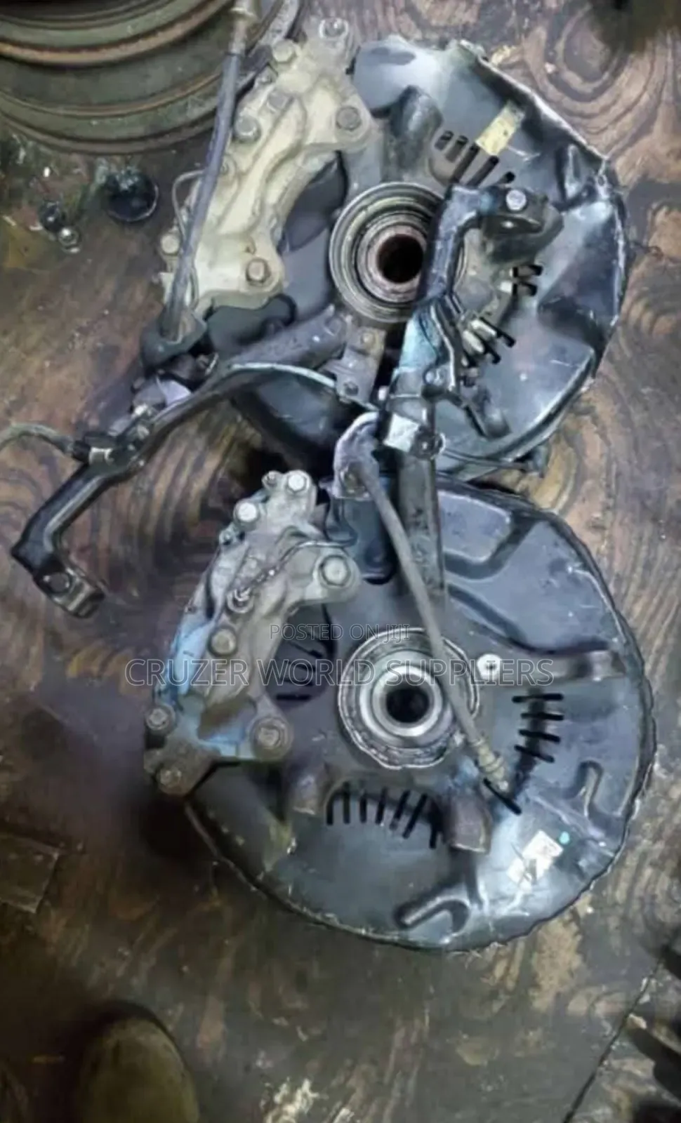 Hilux Revolution Front Complete Hub