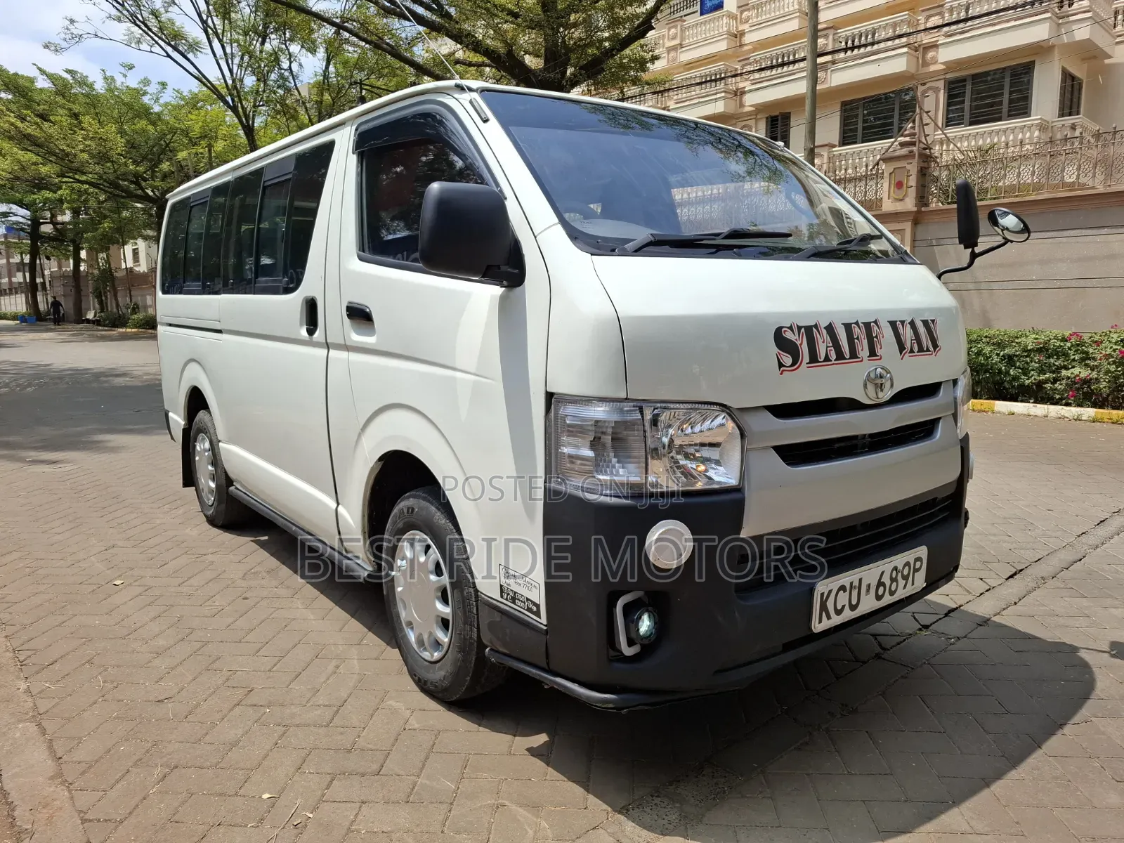 Toyota HiAce 2012 White
